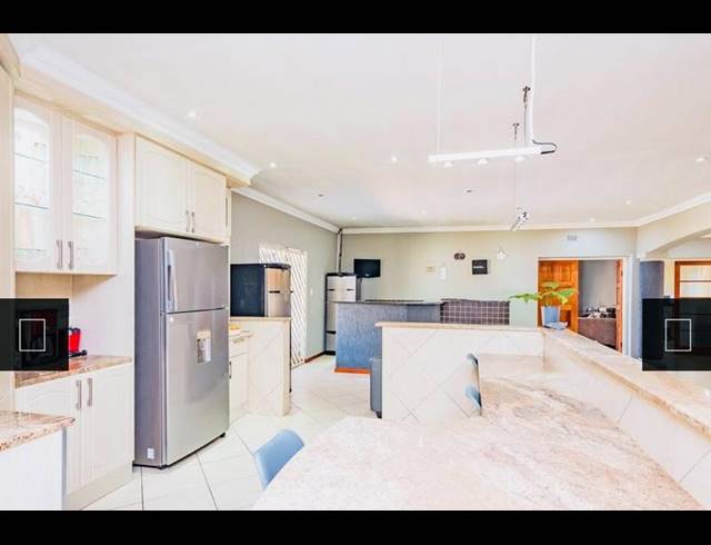 3 BEDROOM HOUSE FOR SALE IN FLORIDA GLEN